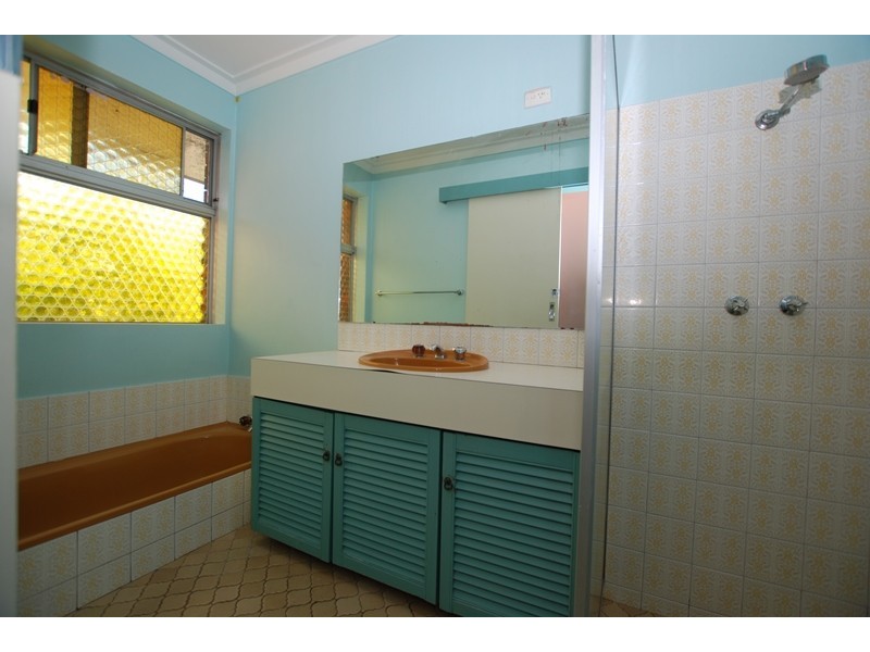 17 Leach Highway, Wilson WA 6107