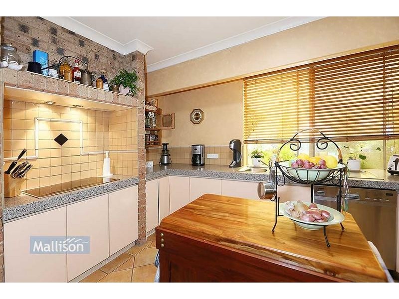 14 Stonecreek Close, Thornlie WA 6108