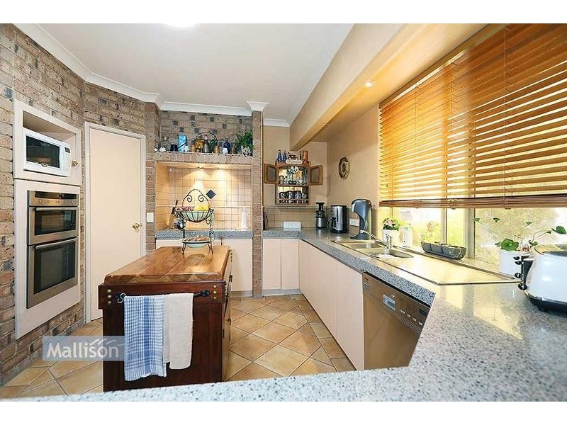 14 Stonecreek Close, Thornlie WA 6108