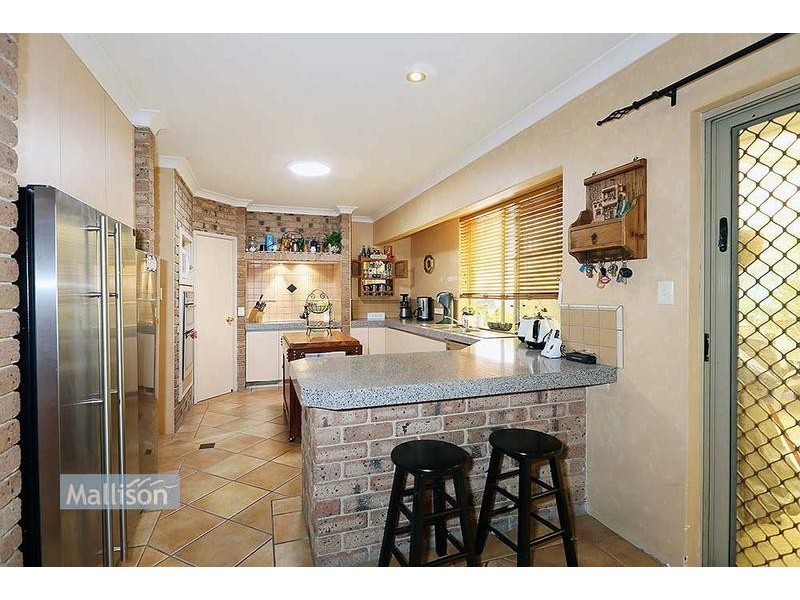 14 Stonecreek Close, Thornlie WA 6108