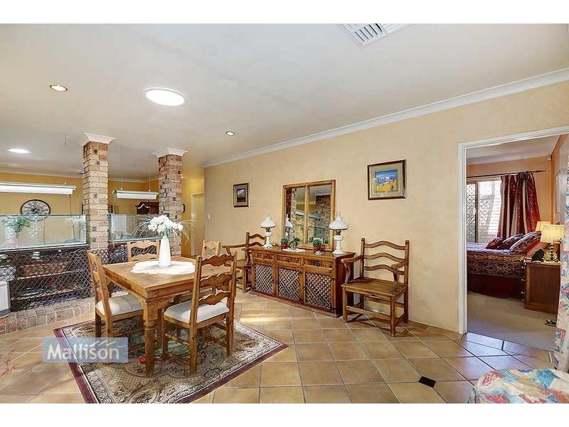 14 Stonecreek Close, Thornlie WA 6108