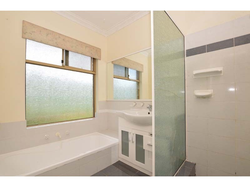 20 Keall Pass, Winthrop WA 6150