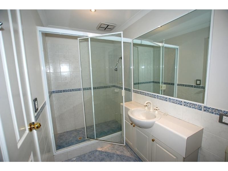 2/22 Daley Street, Yokine WA 6060