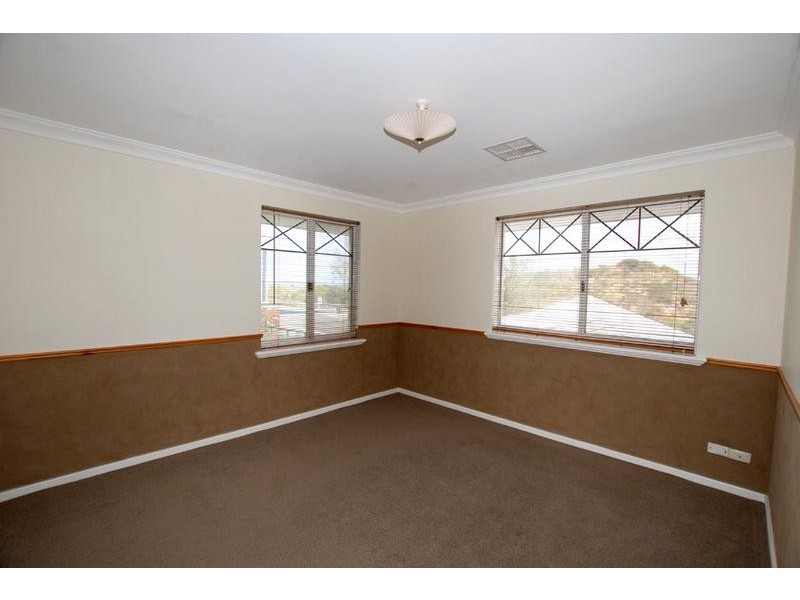 11 Long Beach Promenade, Mindarie WA 6030