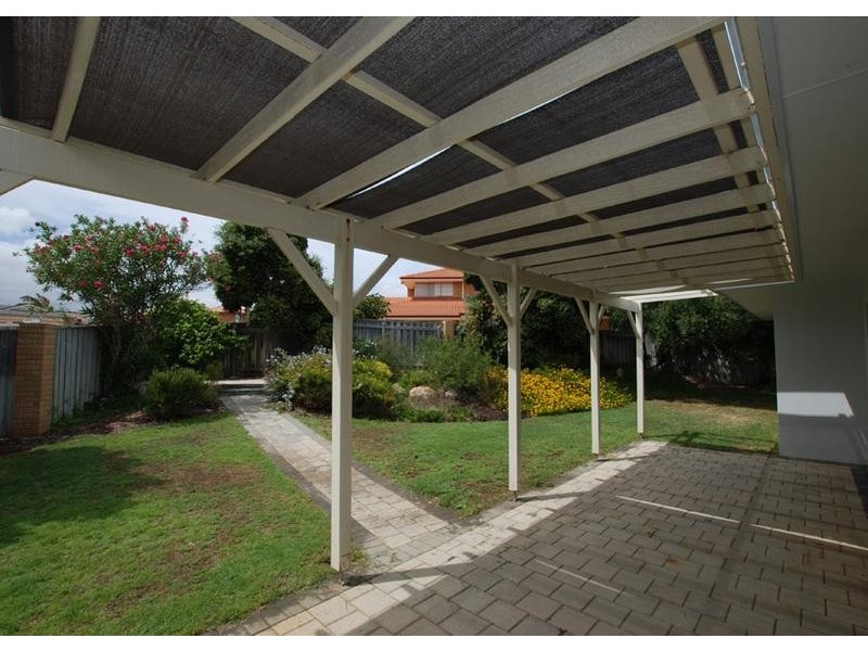 11 Long Beach Promenade, Mindarie WA 6030