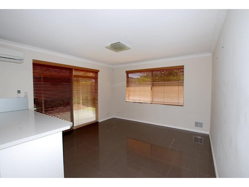 2a Somerset Rise, Kardinya WA 6163