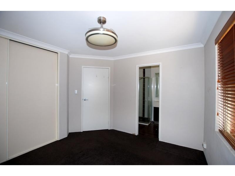2a Somerset Rise, Kardinya WA 6163