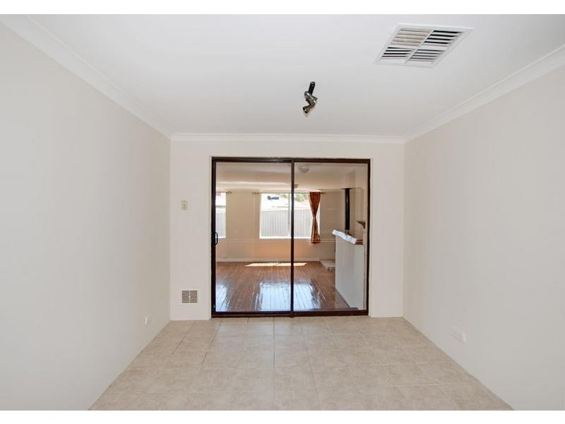 6 Cicada Court, Huntingdale WA 6110