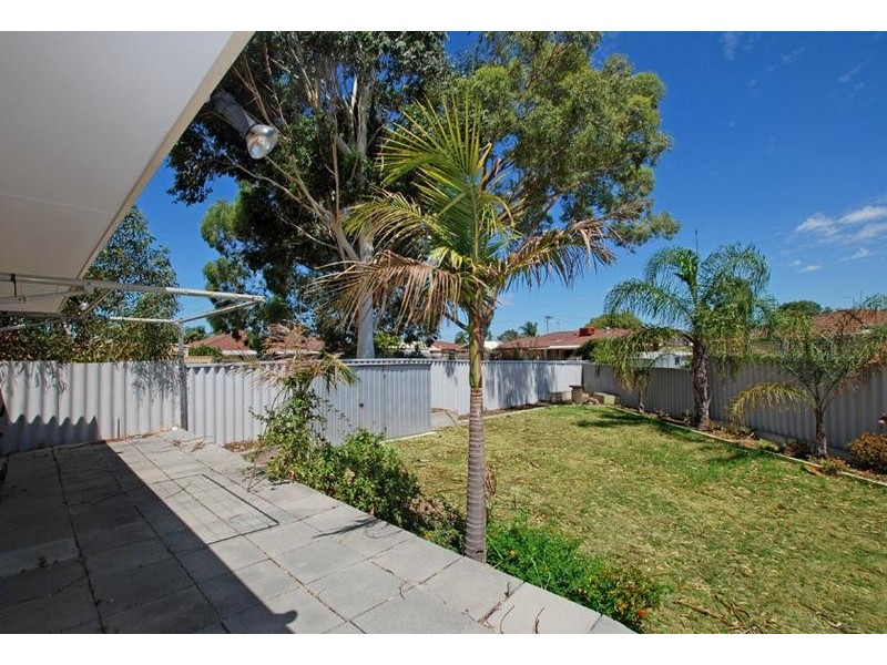 6 Cicada Court, Huntingdale WA 6110