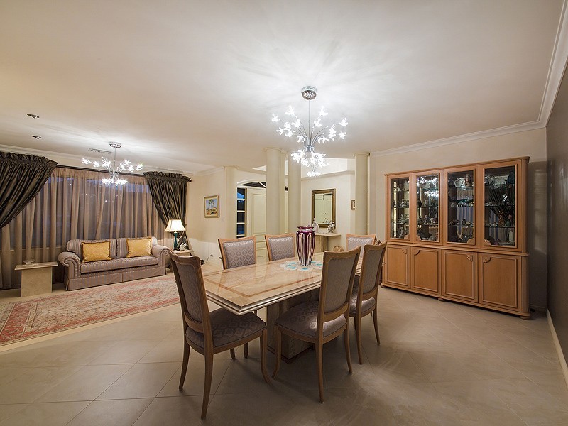 11 Santalum Retreat, Canning Vale WA 6155