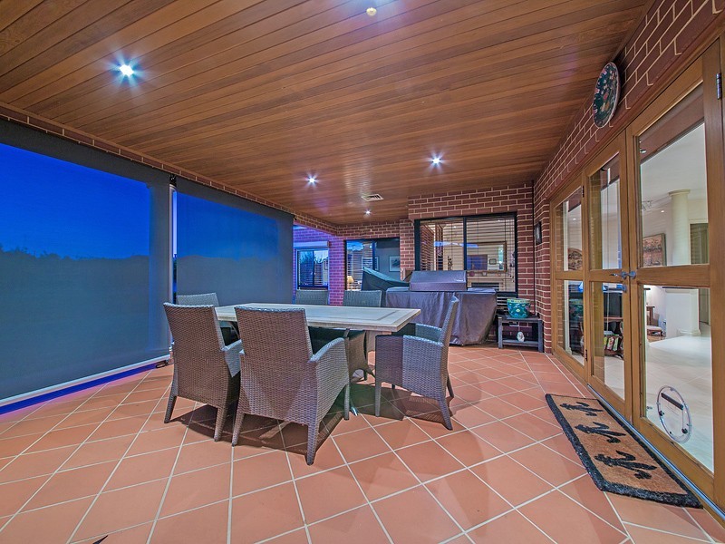 11 Santalum Retreat, Canning Vale WA 6155