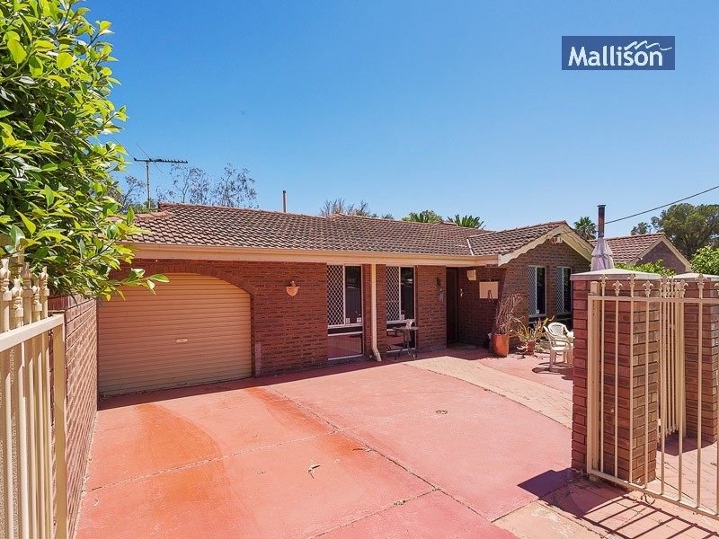 45 Coops Avenue, Thornlie WA 6108