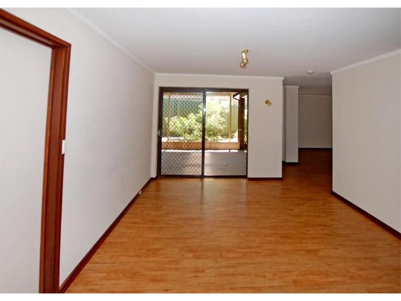 3 Hogarth Way, Bateman WA 6150