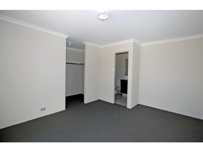 5/7 Waldon Street, Wilson WA 6107