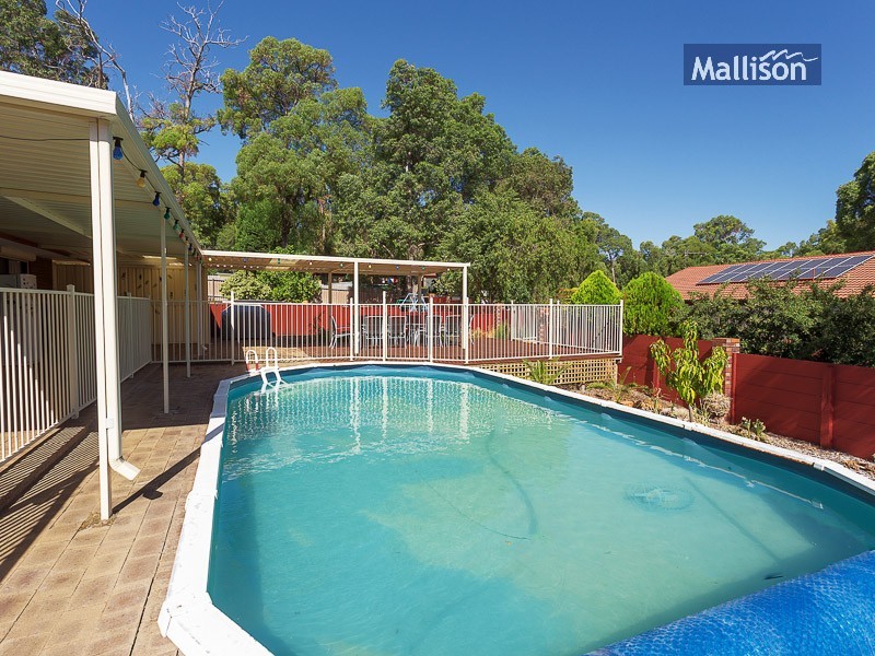 6 Eatts Road, Roleystone WA 6111