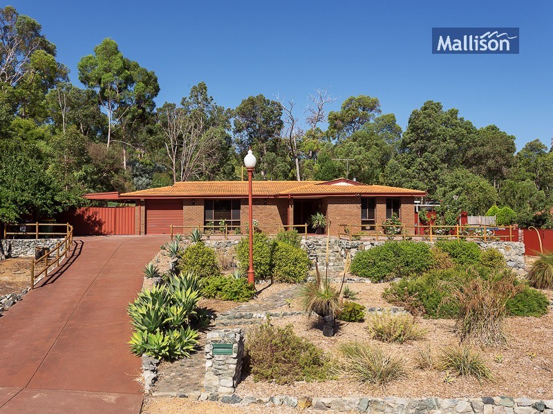 6 Eatts Road, Roleystone WA 6111