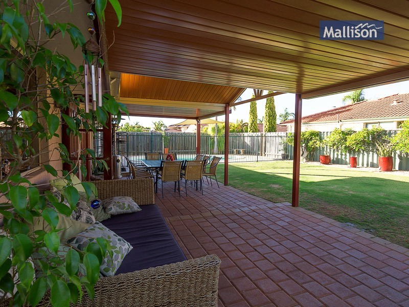 5 Wisteria Place, Thornlie WA 6108