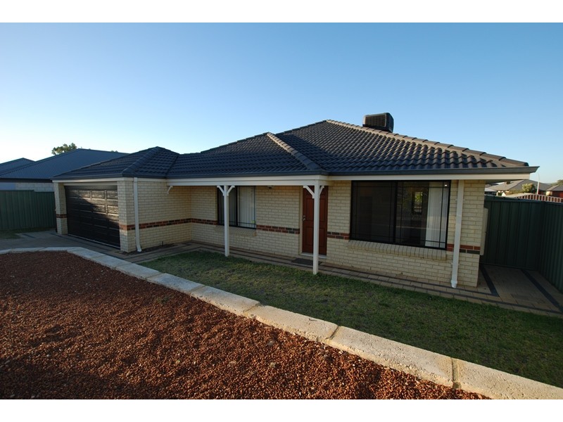 79 Fremantle Road, Gosnells WA 6110