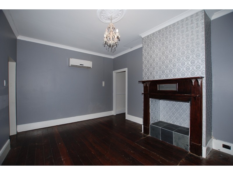 10A Ewart Street, Midvale WA 6056