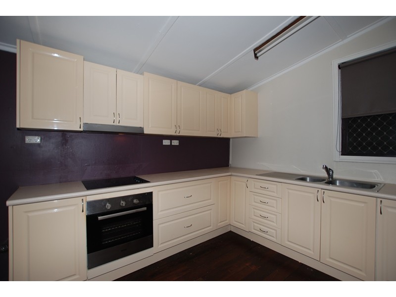 10A Ewart Street, Midvale WA 6056