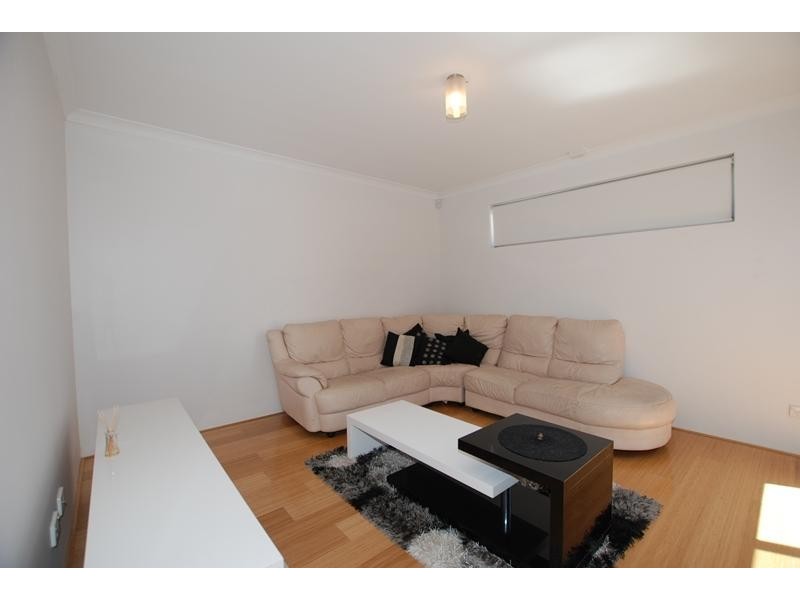 2/307 Rockingham Road, Spearwood WA 6163