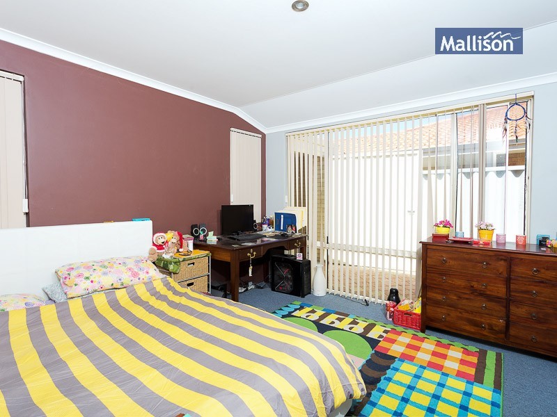32 Salesian Court, Queens Park WA 6107