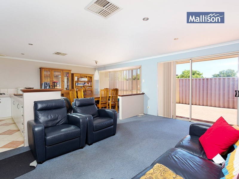 32 Salesian Court, Queens Park WA 6107