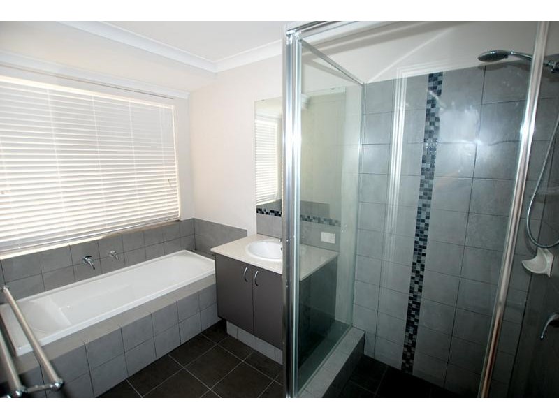 80 Elkhorn Avenue, Southern River WA 6110