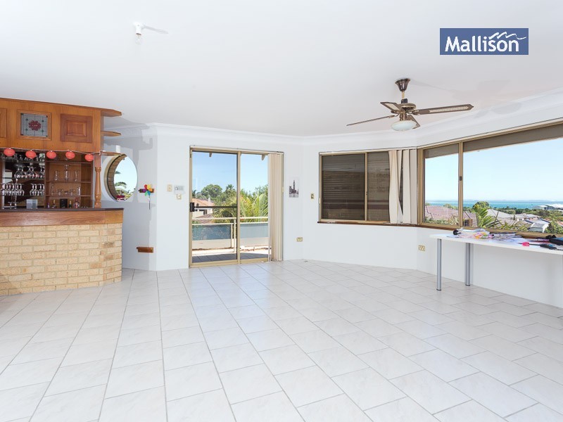 7 Duchart Way, Coogee WA 6166