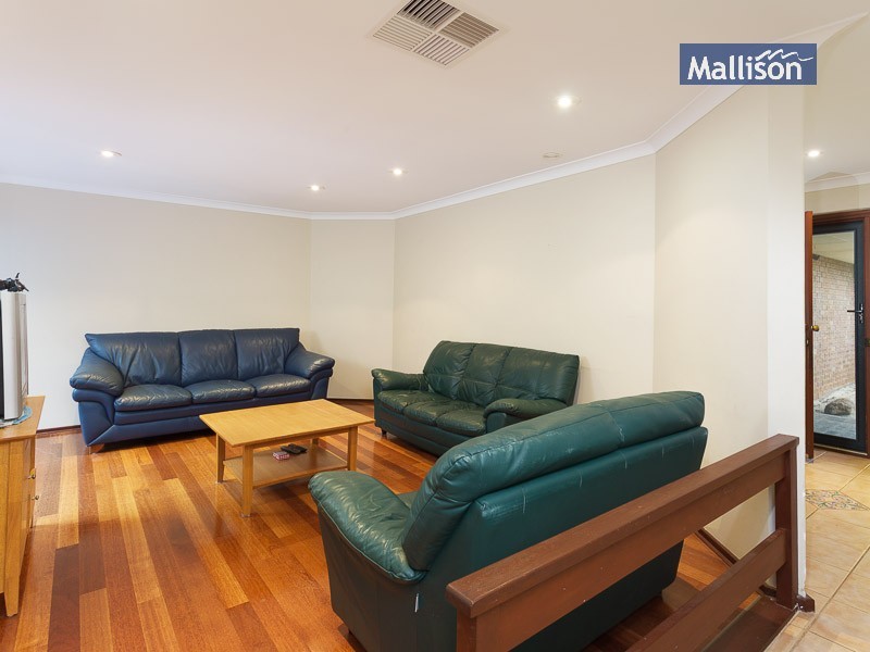 49 Broadhurst Crescent, Bateman WA 6150