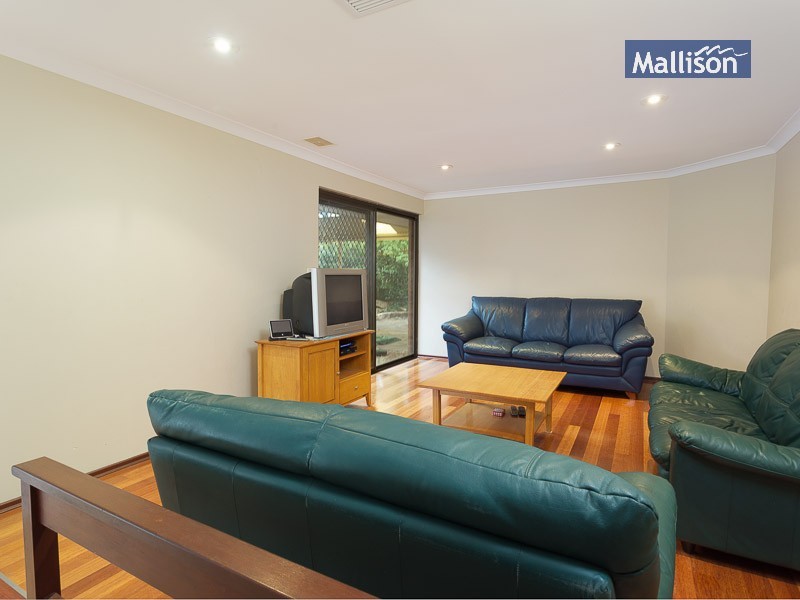 49 Broadhurst Crescent, Bateman WA 6150