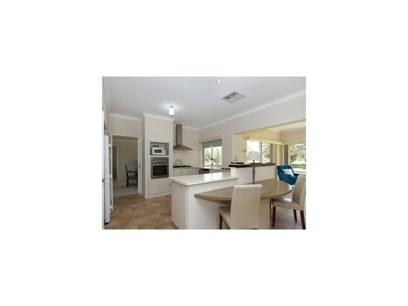 177 Robinson Road, Wandi WA 6167