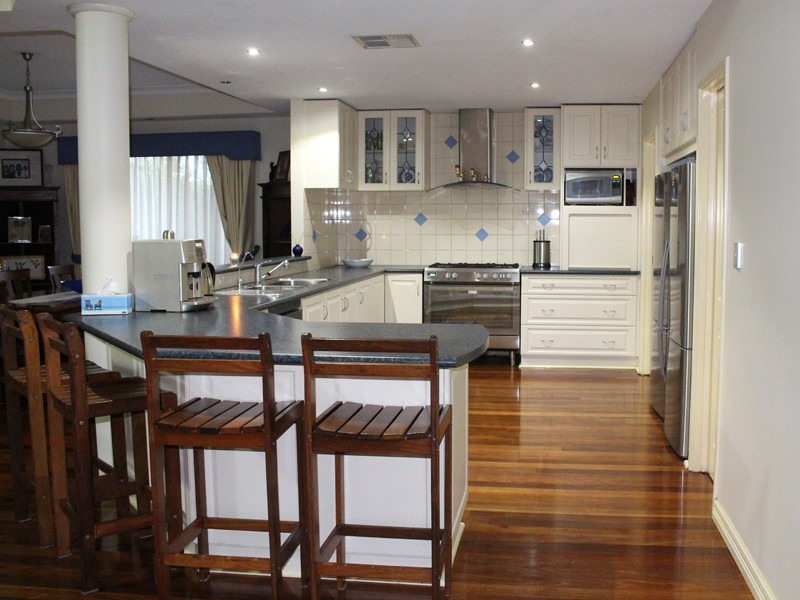 26 Chivalry Way, Atwell WA 6164