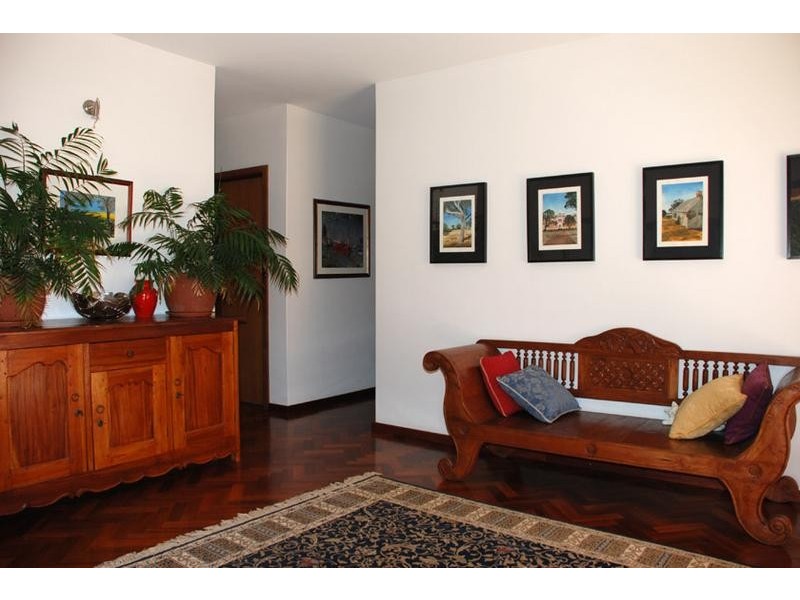 6 Cuttle Court, Mullaloo WA 6027