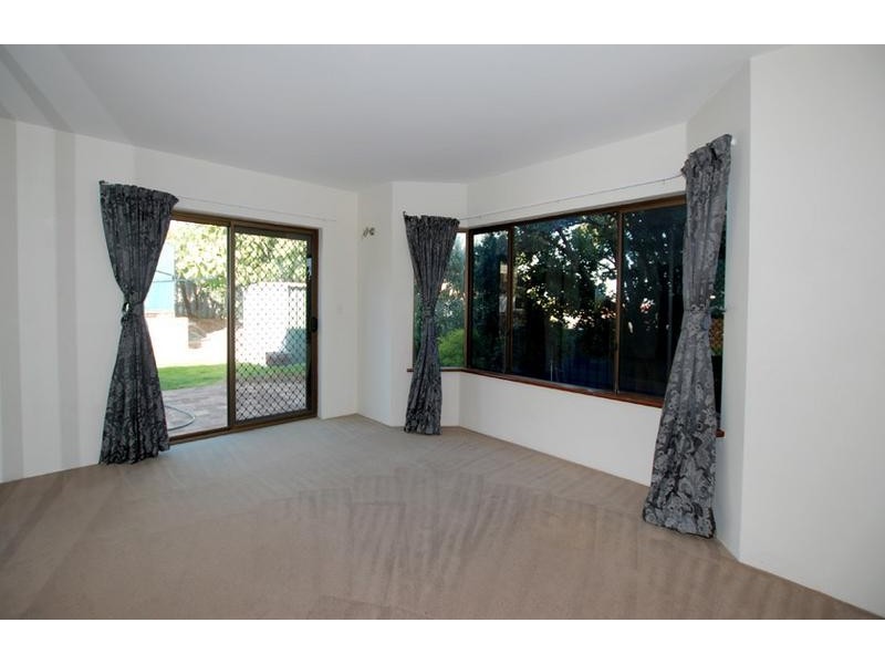 6 Cuttle Court, Mullaloo WA 6027