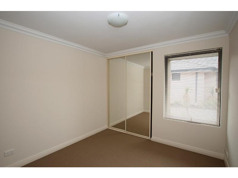 3/16 Coojong Link, Success WA 6164