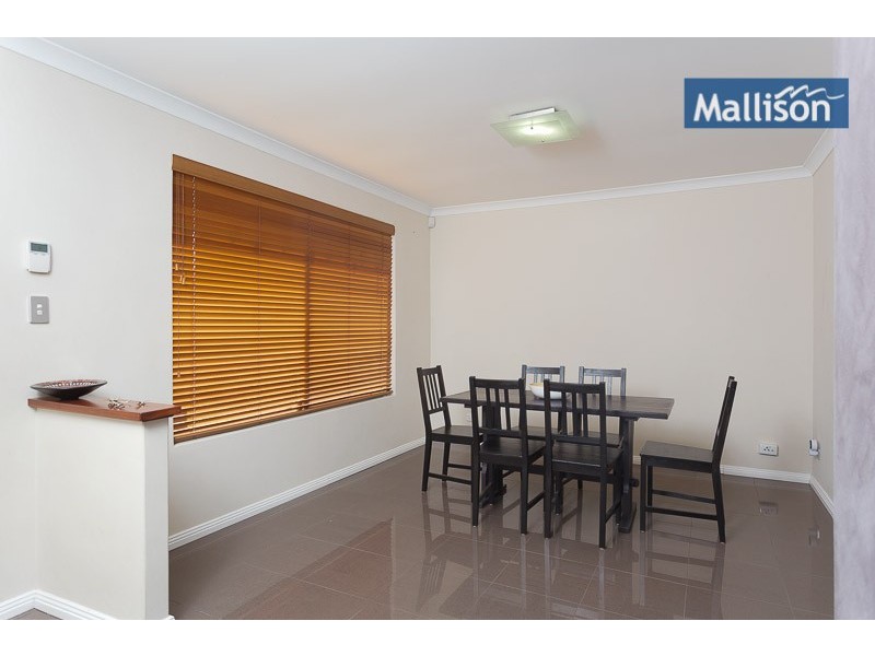 2A Somerset Rise, Kardinya WA 6163