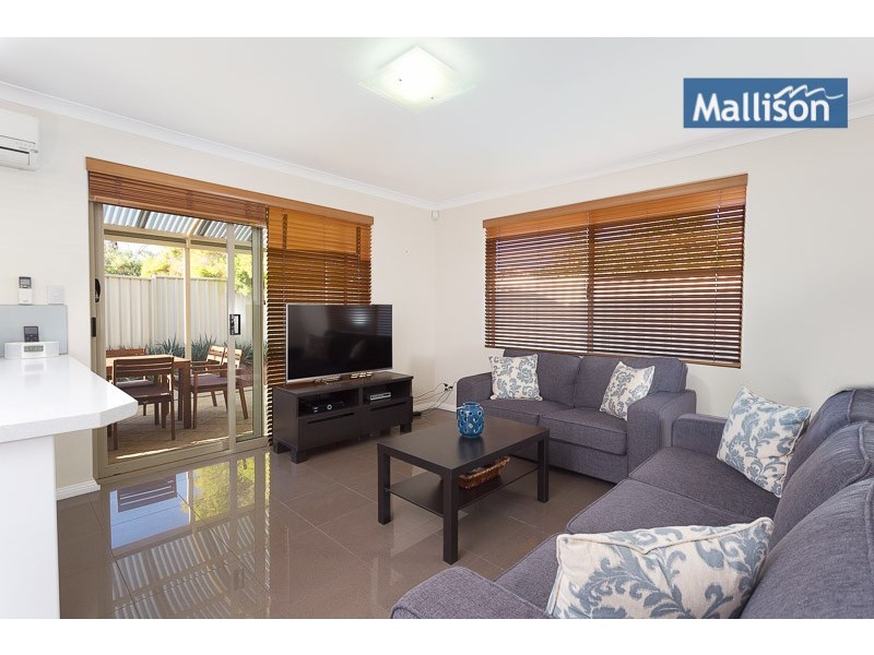 2A Somerset Rise, Kardinya WA 6163