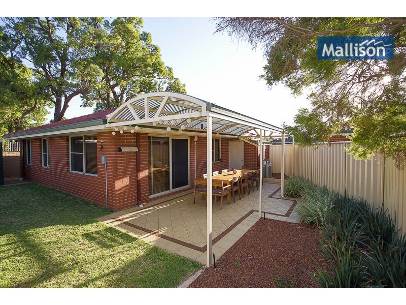 2A Somerset Rise, Kardinya WA 6163