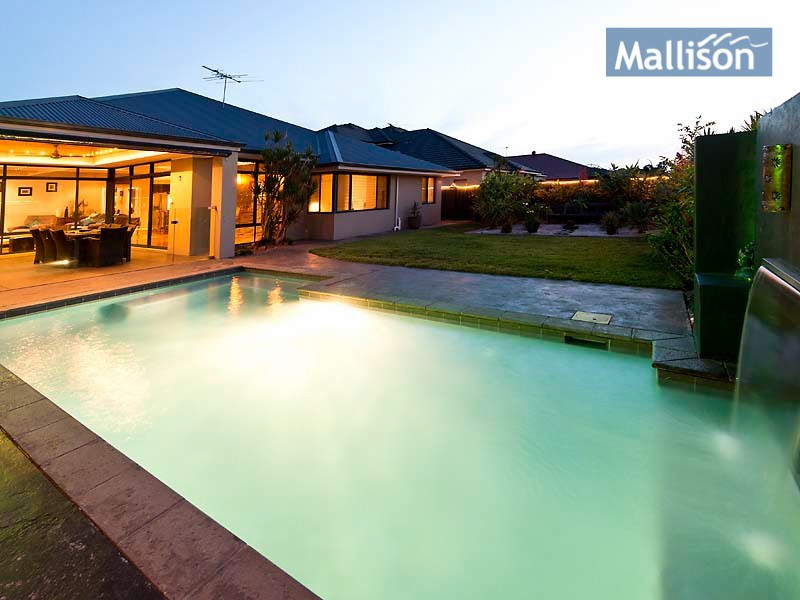 25 Dunbar Way, Canning Vale WA 6155