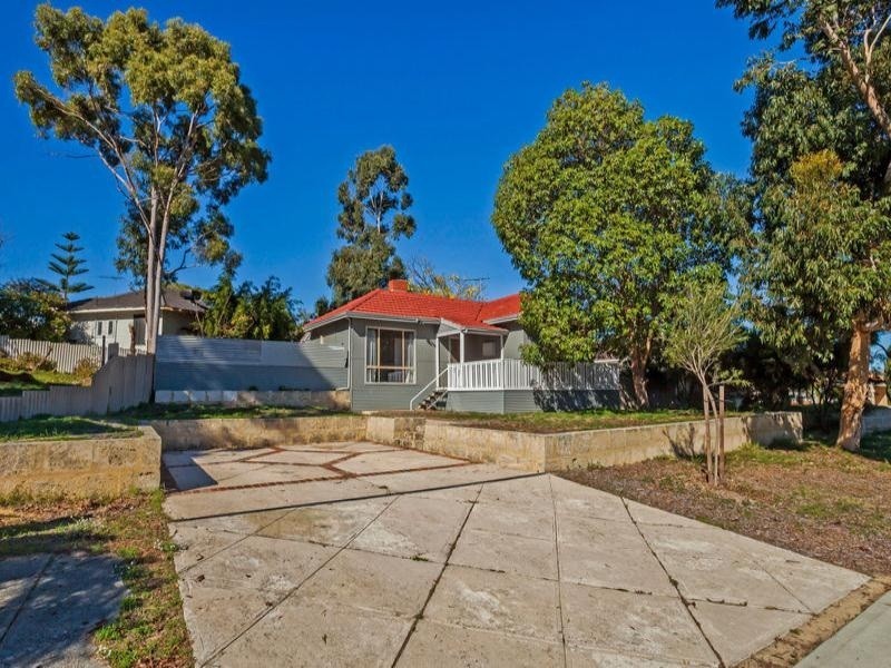 3 Paitt St, Willagee WA 6156