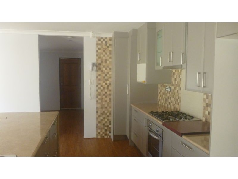 20 Reeves Entrance, Success WA 6164