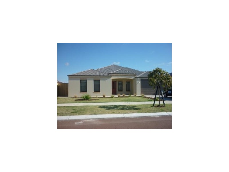 18 Shelduck Bend, Harrisdale WA 6112