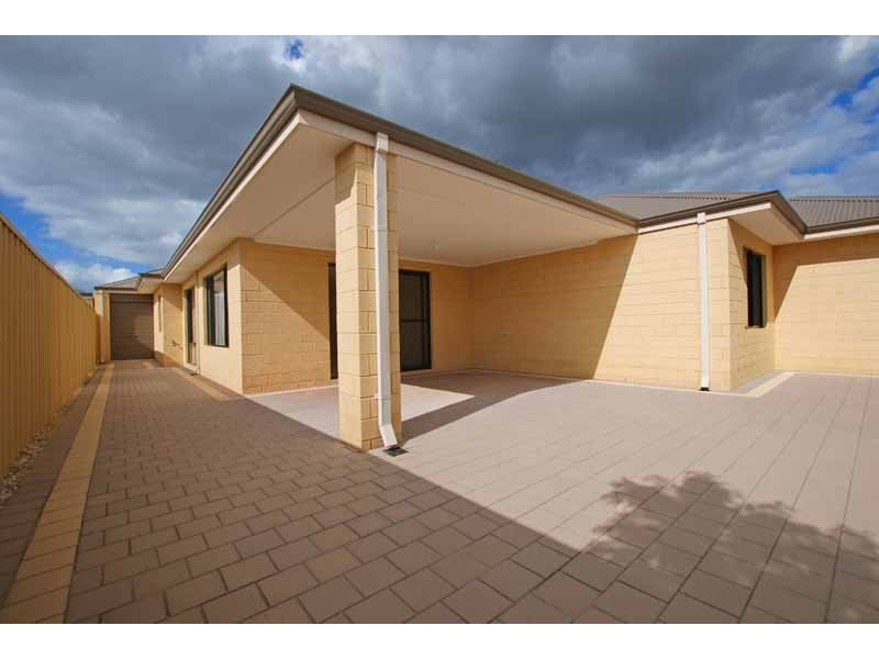 18 Shelduck Bend, Harrisdale WA 6112