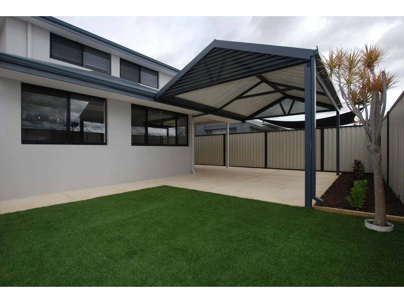 21 Fairlie Road, Canning Vale WA 6155