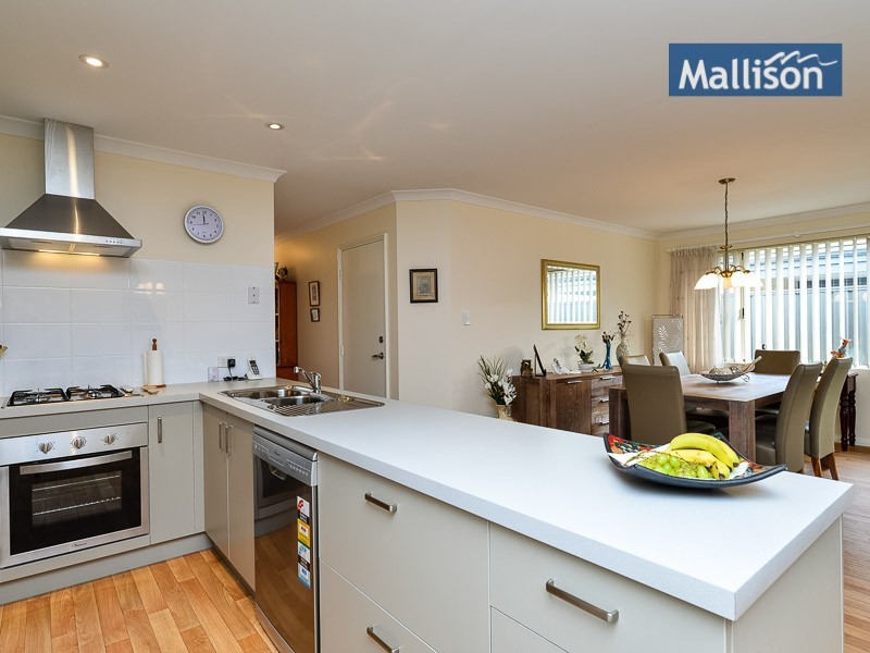 24/121 Eighth Rd, Armadale WA 6112