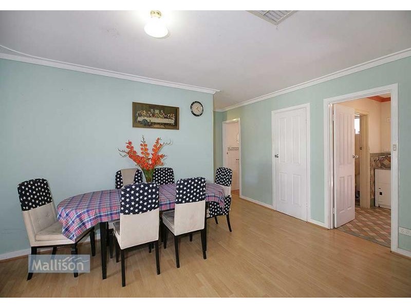 3007 Albany Highway, Kelmscott WA 6111