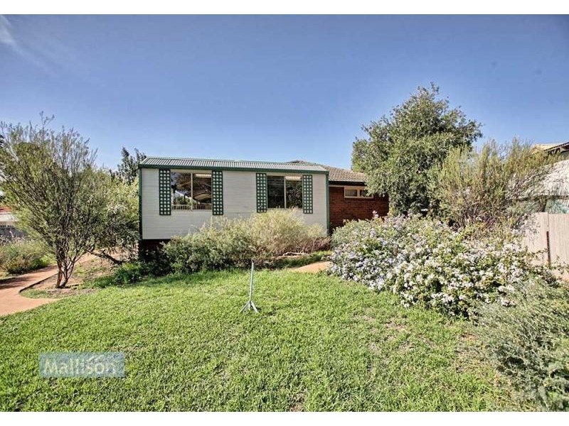 3007 Albany Highway, Kelmscott WA 6111