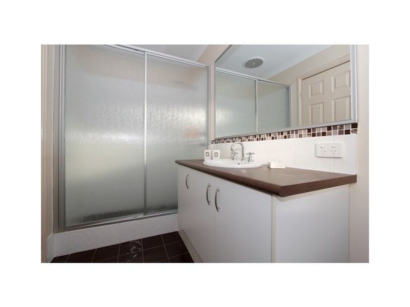 15A Seville Drive, Seville Grove WA 6112