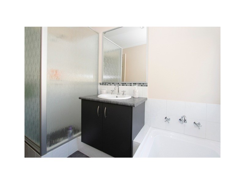 15A Seville Drive, Seville Grove WA 6112